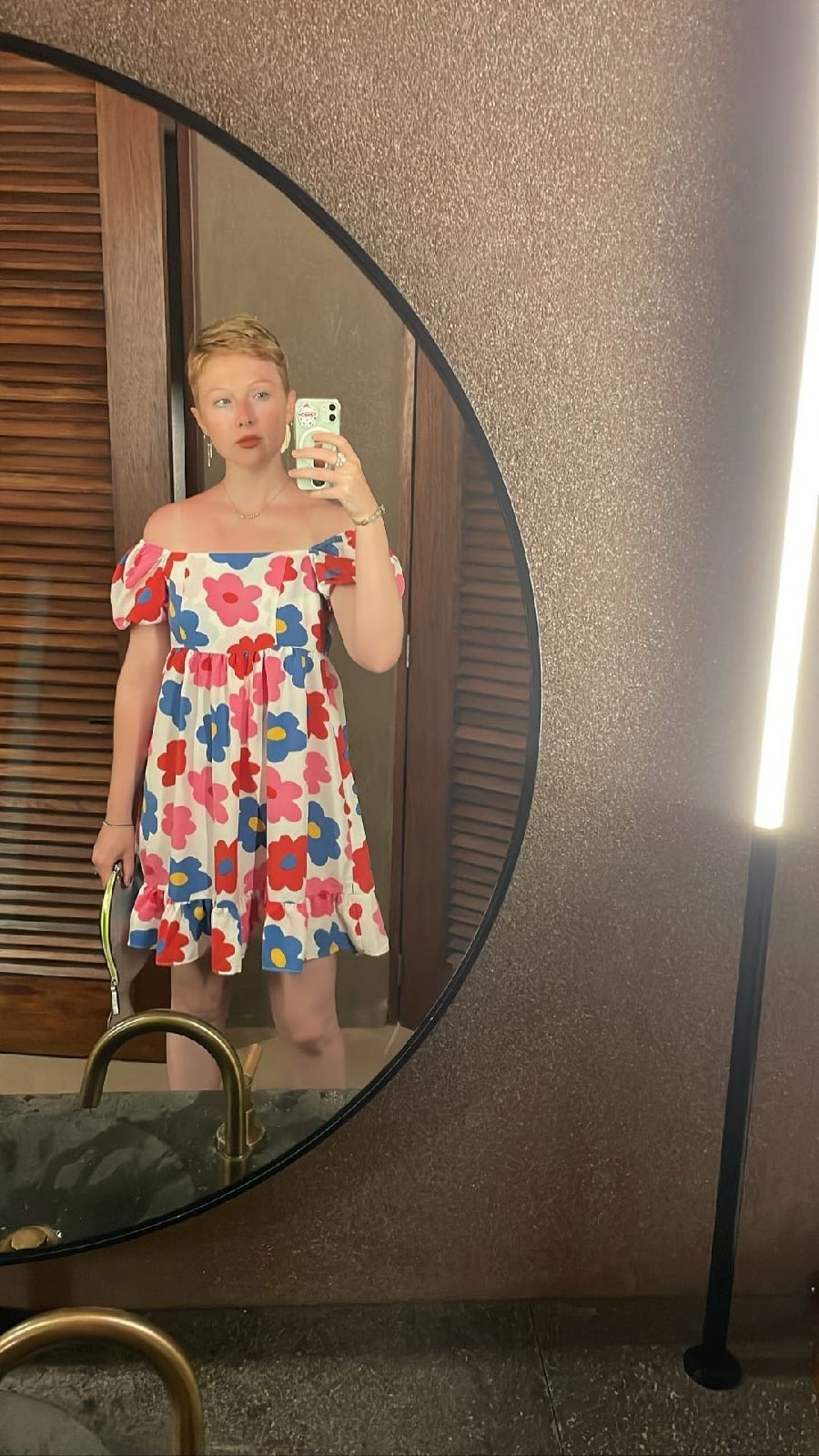molly-quinn-selfie-thefappening-cfd-1 Molly Quinn Selfie