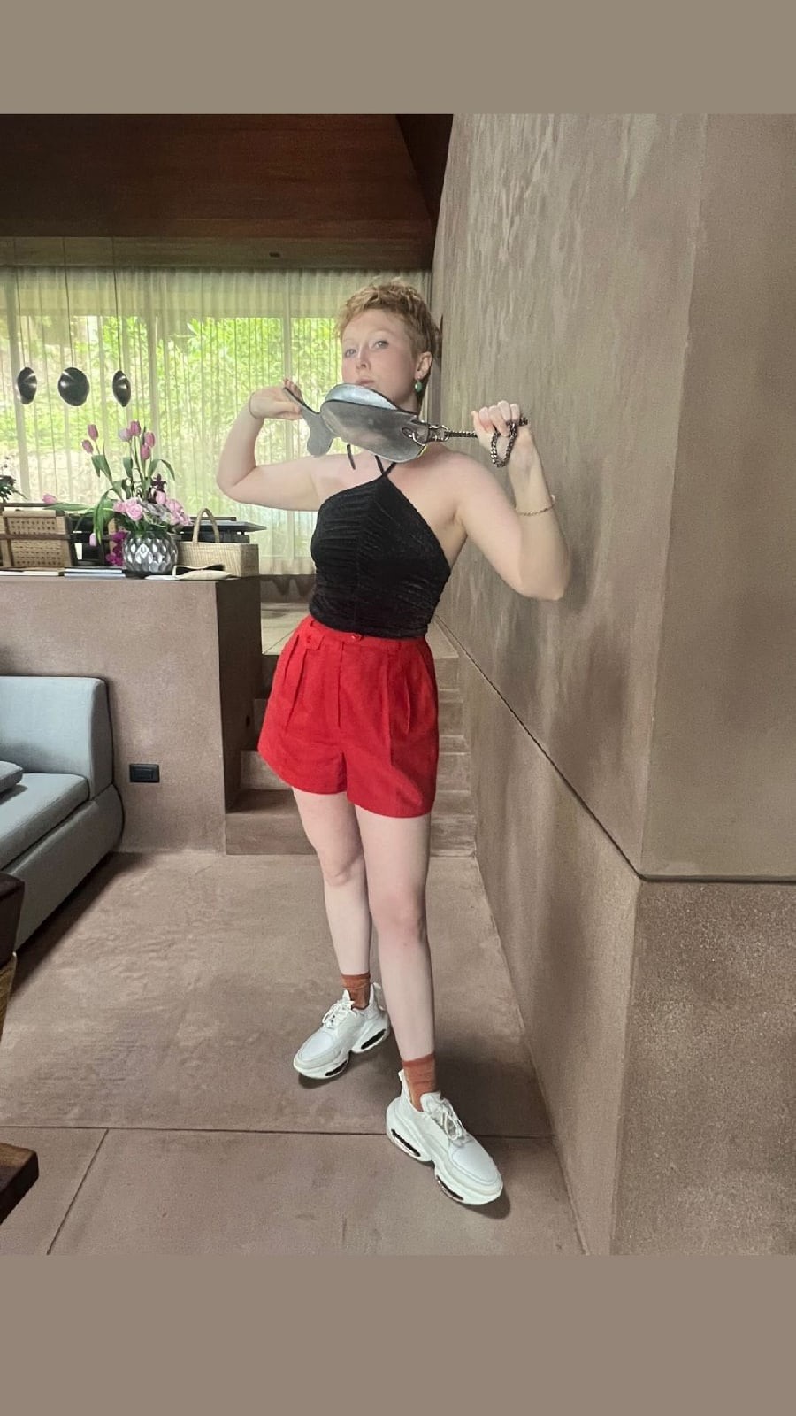 molly-quinn-selfie-thefappening-cfd-8 Molly Quinn Selie In Shorts