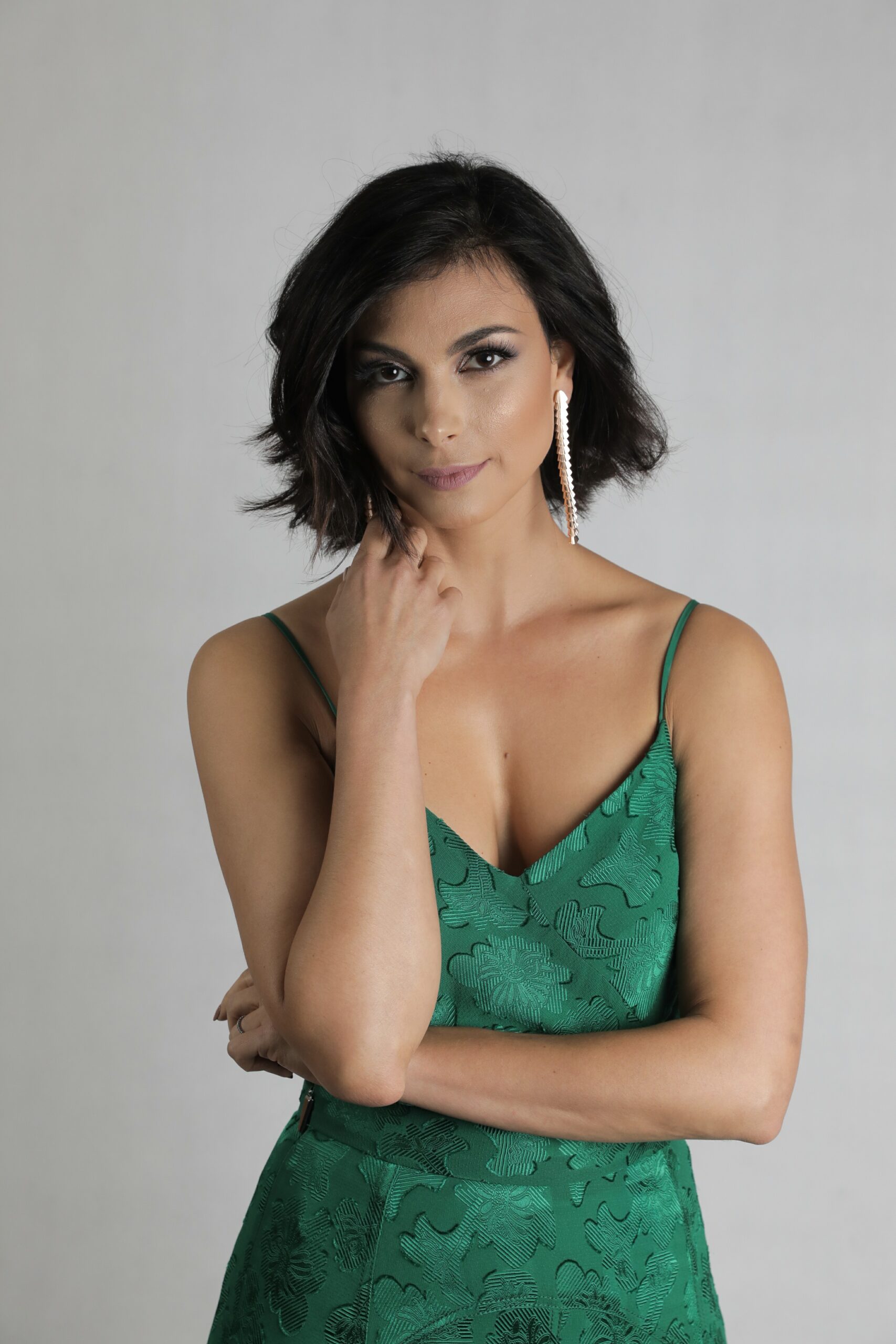 morena baccarin sexy 2019 21 scaled
