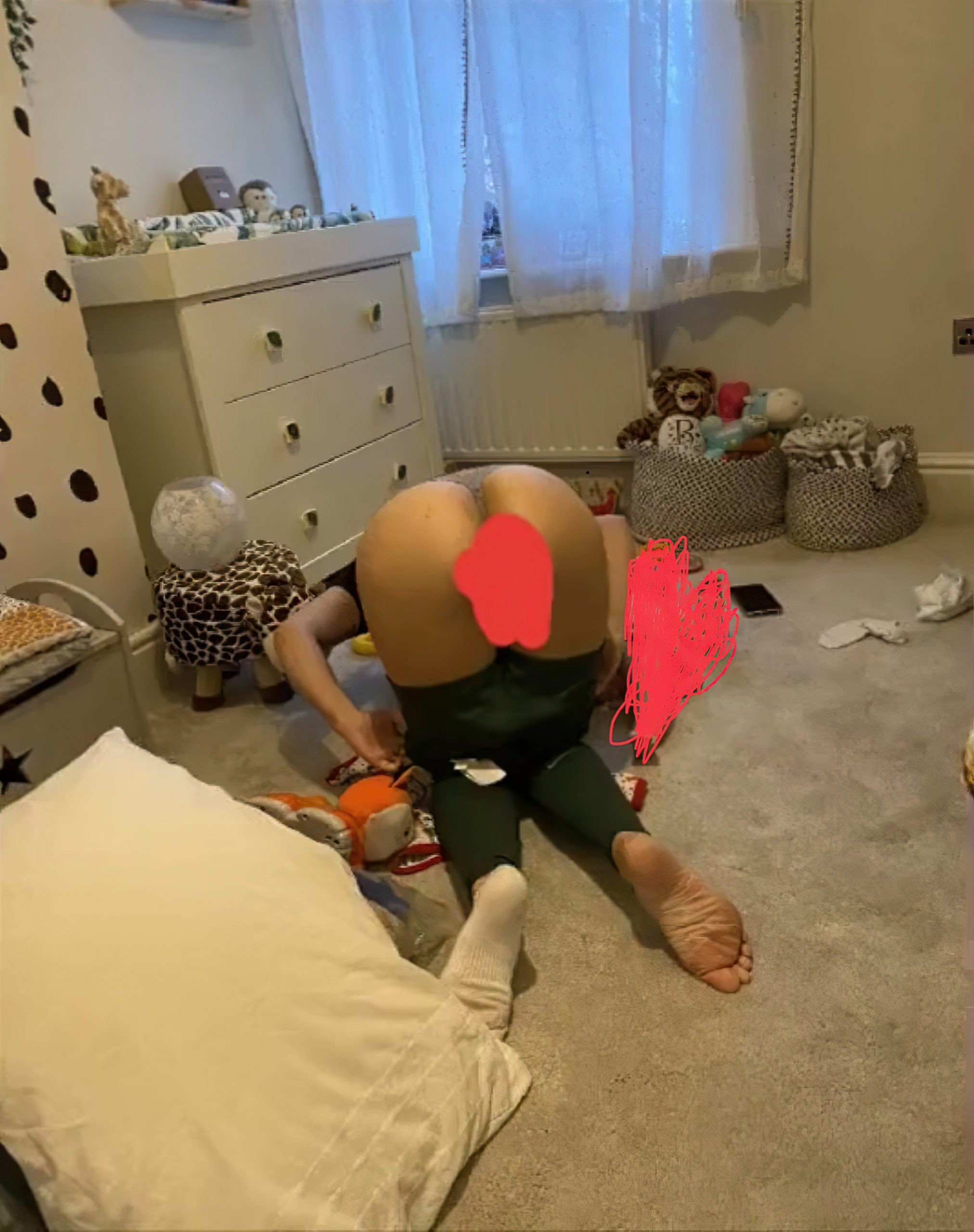 nadine-mulkerrin-nude-leaked-thefappeningpro-5 Nadine Mulkerrin Pussy