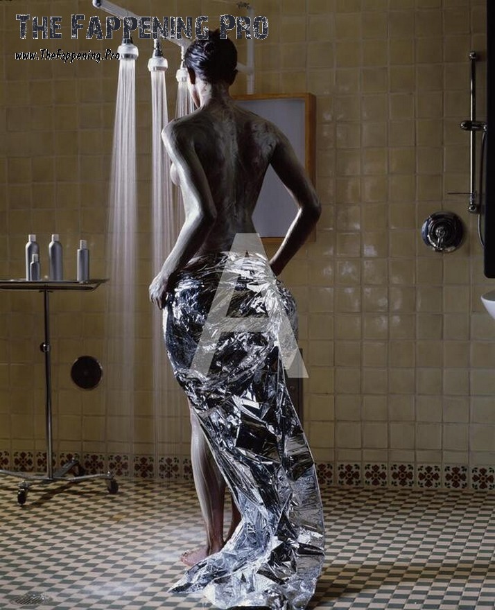 naomi-campbell-nude-thefappening-cfd-1 Naomi Campbell Nude By Herb Ritts