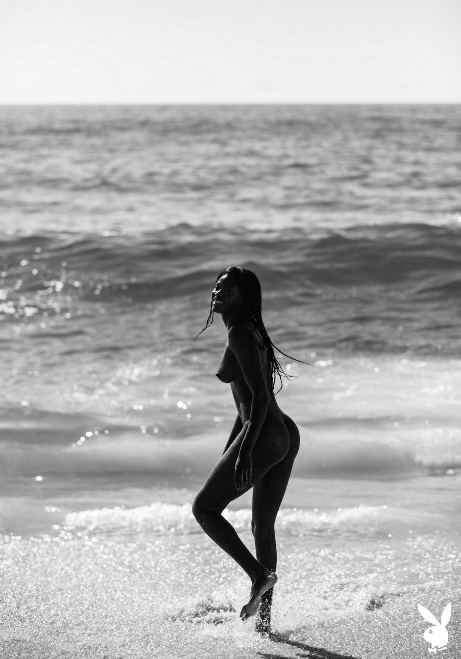 naomi-nash-nude-thefappening-cfd-16 naomi nash nude thefappening cfd 16