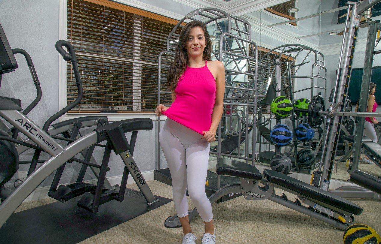 natalie-brooks-nude-in-gym-thefappening-pro-5 natalie brooks nude in gym thefappening pro 5