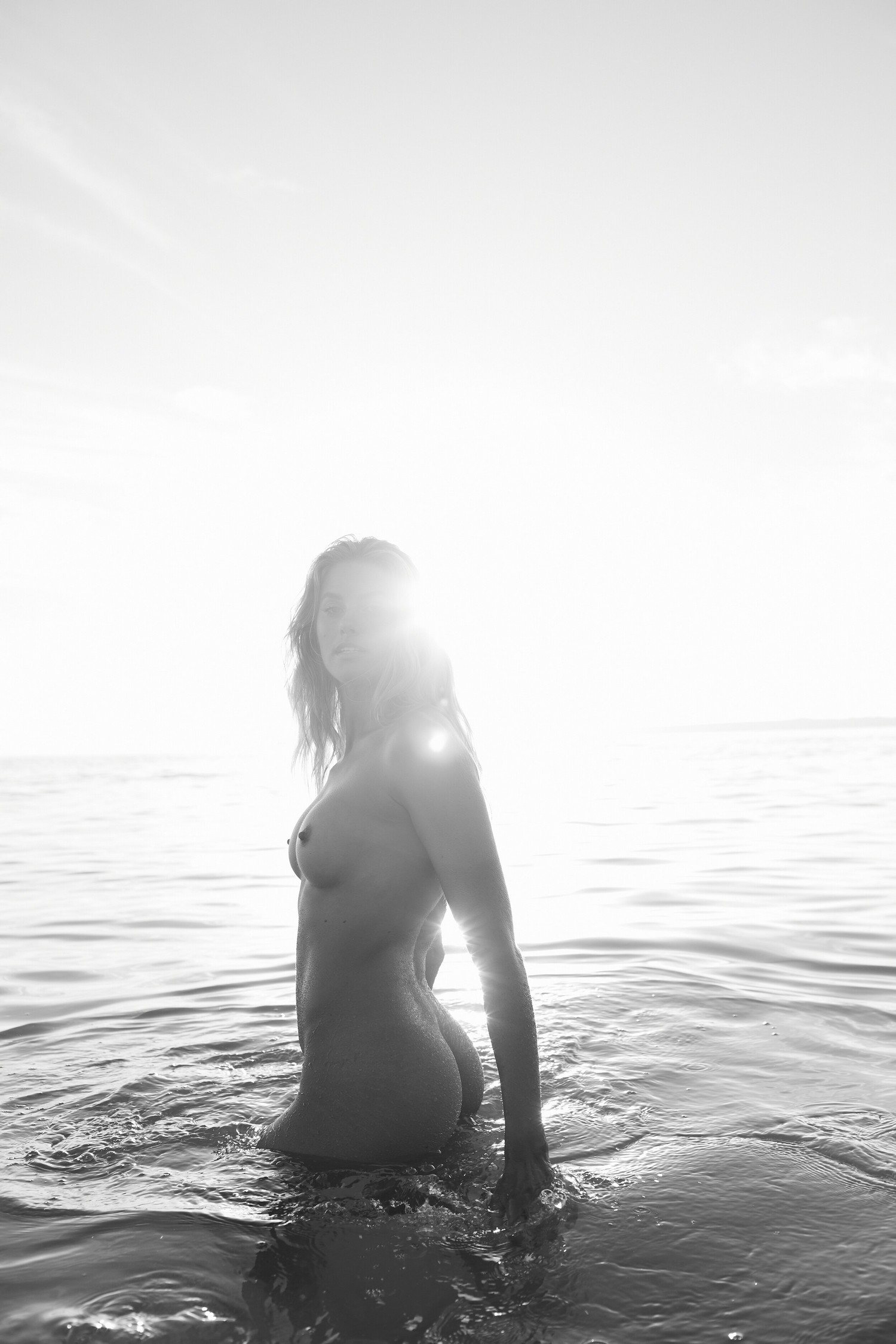 natalie-roser-nude-thefappening-cfd-3 Natalie Roser Nude In Pool
