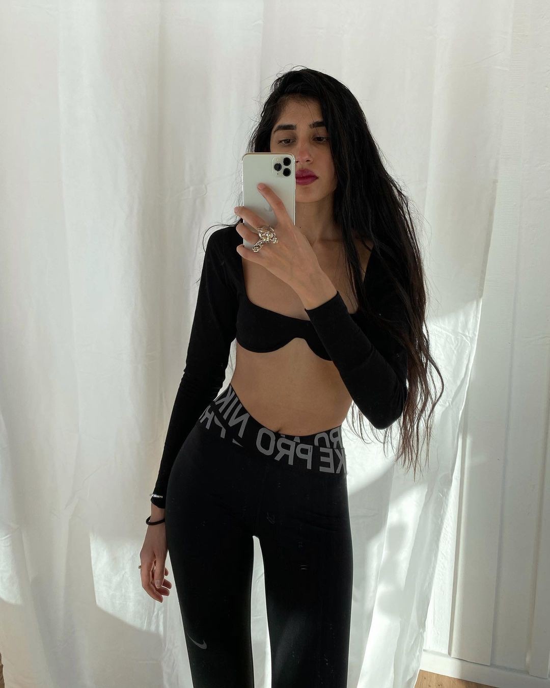 natasha-narrina-leaked-selfie-thefappening-cfd-1 Natasha Narrina Leaked