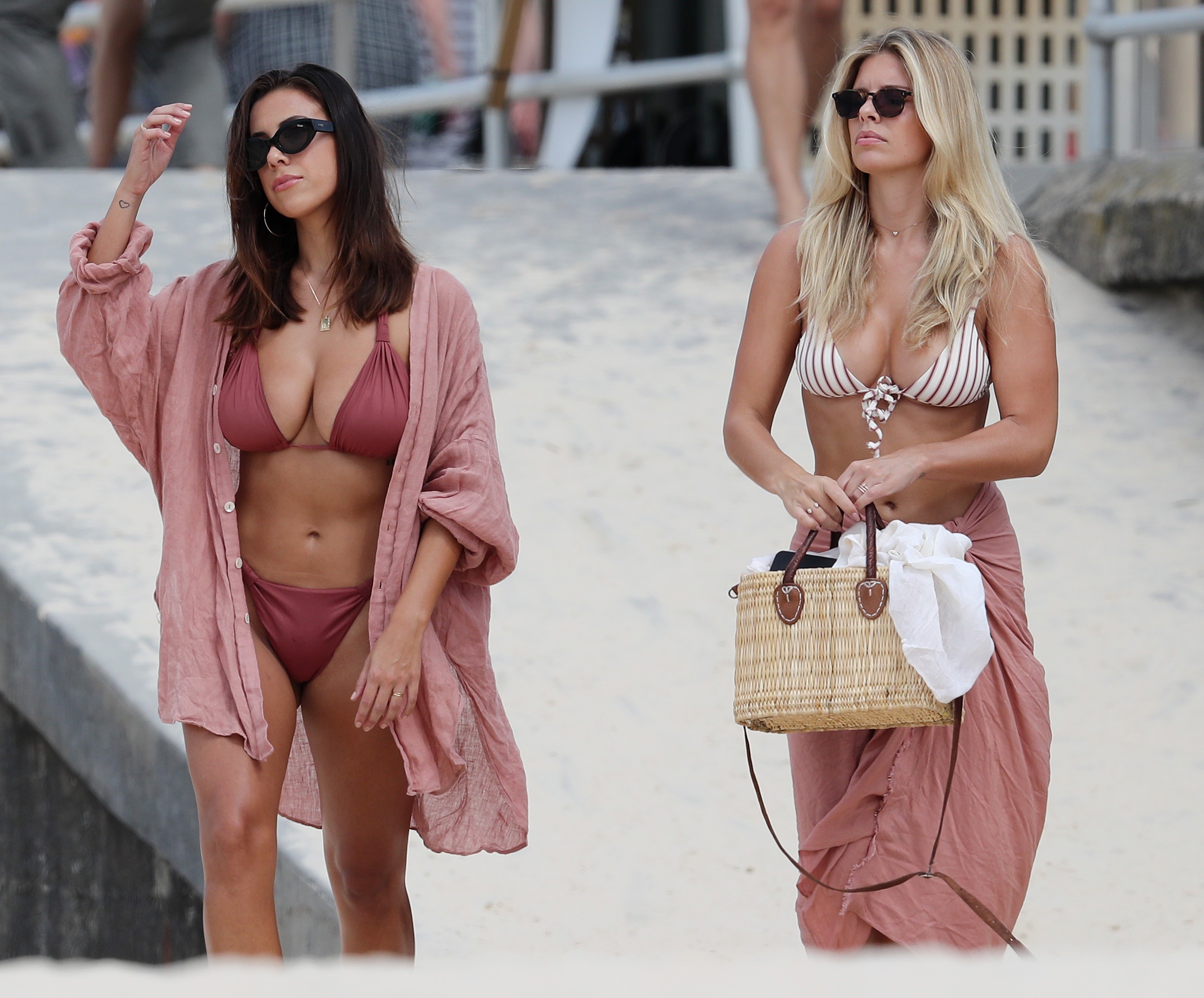 natasha oakley devin brugman sexy 29