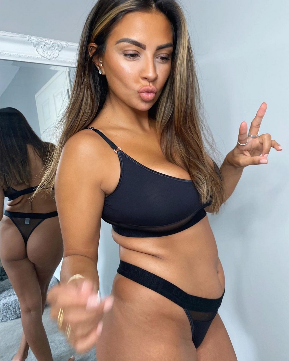natasha-sandhu-fat-thefappening-cfd-3 Natasha Sandhu Body Positive