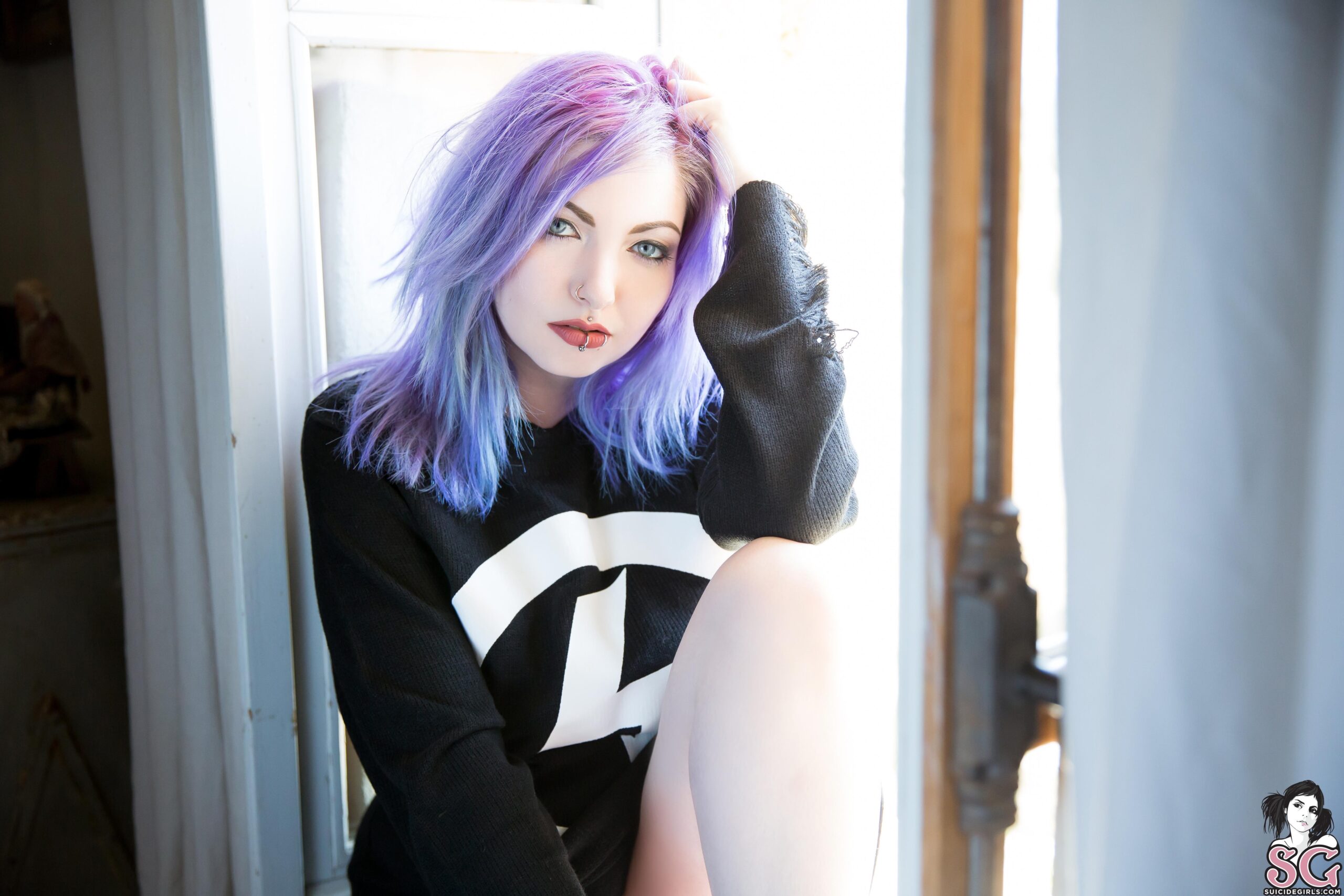 nayru-suicide-nude-7 nayru suicide nude 7 scaled