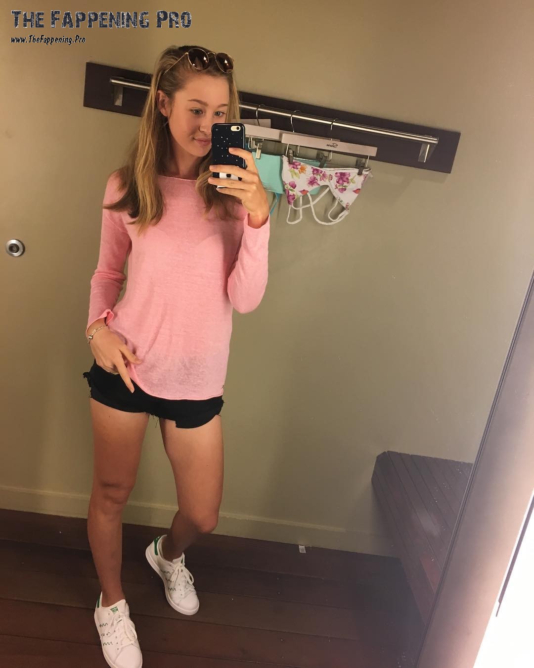 nelly-korda-sexy-thefappening-cfd-1 Nelly Korda Selfie