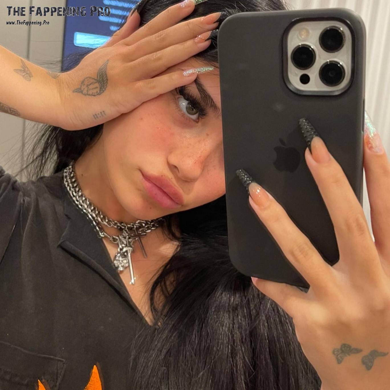 nessa-barrett-hot-selfie-thefappening-cfd-17 nessa barrett hot selfie thefappening cfd 17
