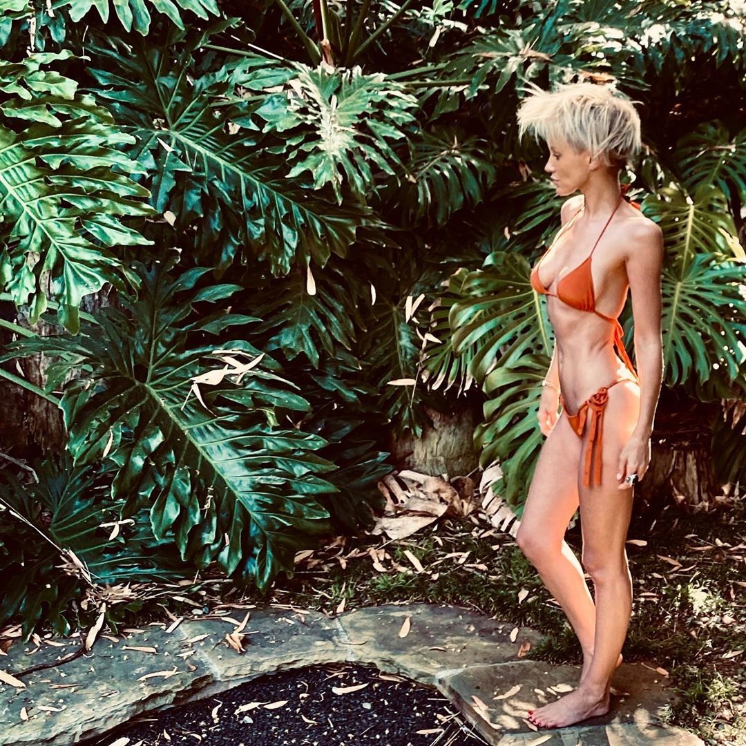 nicky-whelan-sexy-and-skinny-in-a-bikini-thefappeningpro-9 nicky whelan sexy and skinny in a bikini thefappeningpro 9