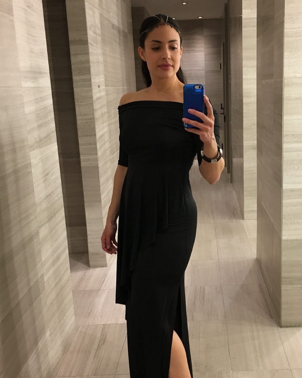 nicola-correia-damude-hot-selfie-thefappening-cfd-4 Nicola Correia-Damude Hot Selfie