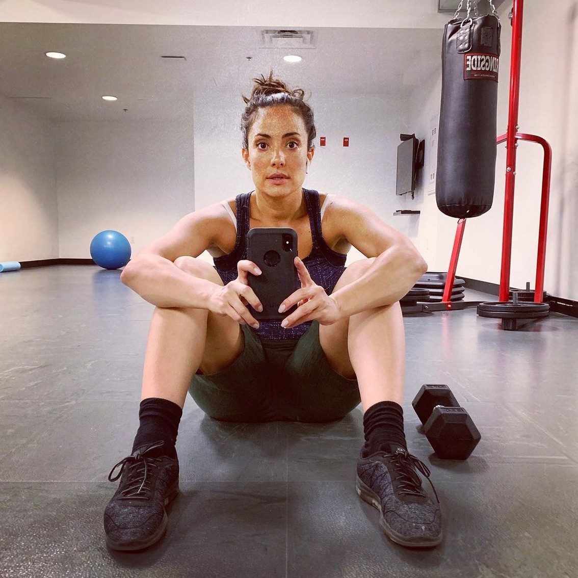 nicola-correia-damude-hot-selfie-thefappening-cfd-8 Nicola Correia-Damude Selfie After Workout