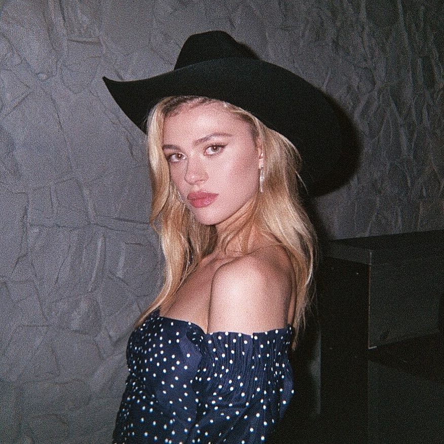 nicola-peltz-topless-sexy-thefappening-pro-28 nicola peltz topless sexy thefappening pro 28