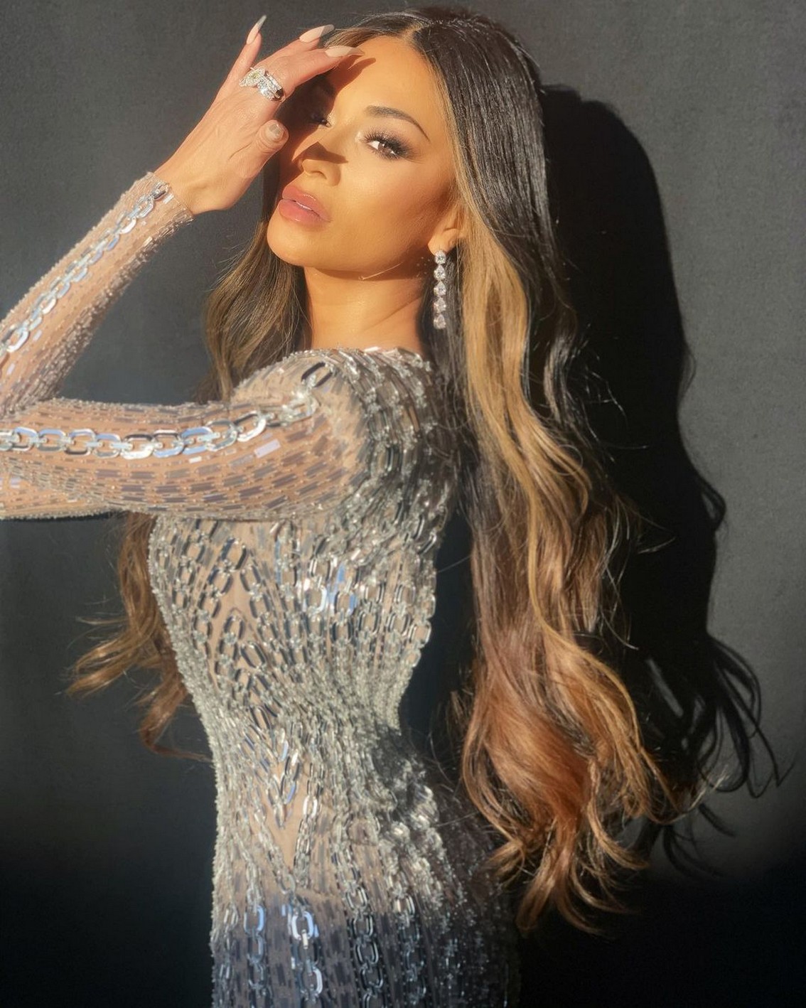 nicole-scherzinger-hot-in-a-shiny-mini-dress-thefappening-cfd-4 Nicole Scherzinger Fappening