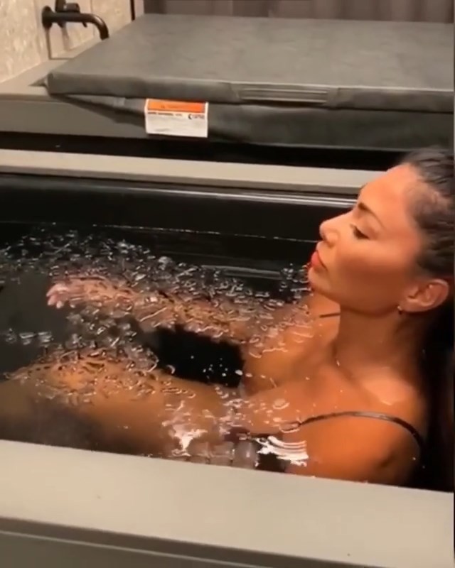 nicole-scherzinger-in-an-ice-bath-thefappeningpro-12 nicole scherzinger in an ice bath thefappeningpro 12