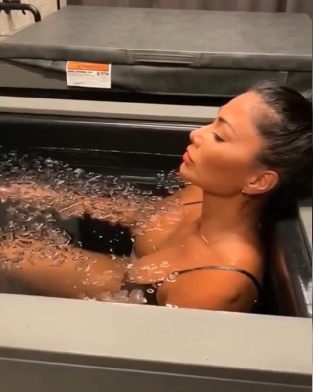 nicole-scherzinger-in-an-ice-bath-thefappeningpro-13-1 Nicole Scherzinger In An Ice Bath