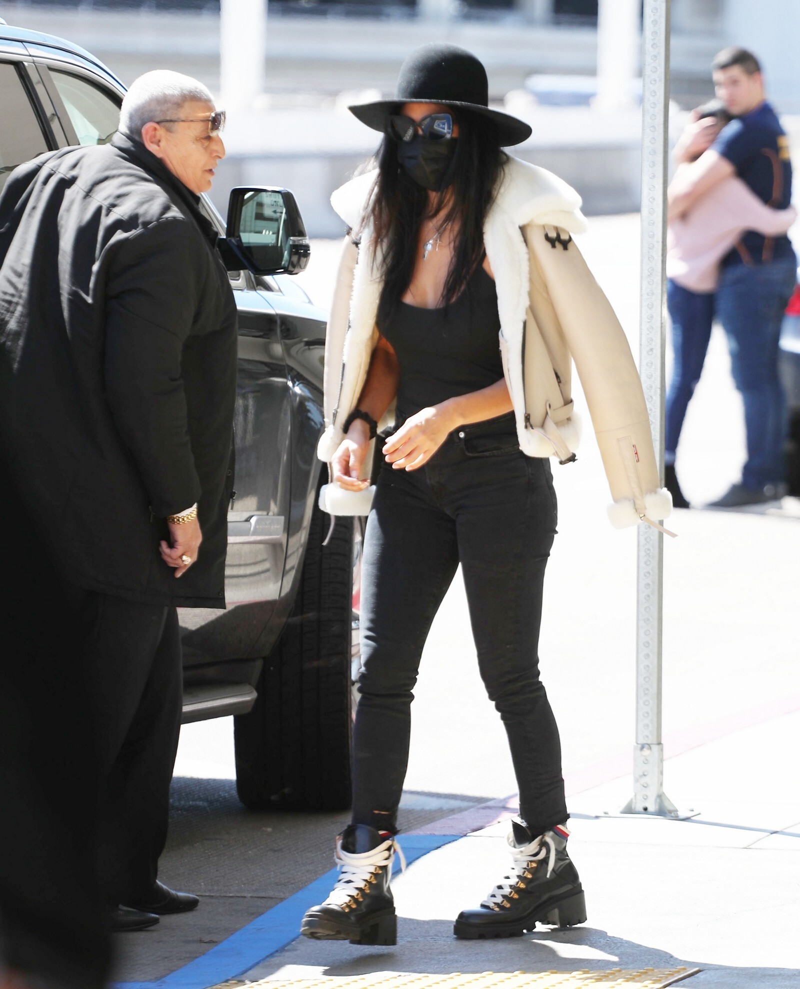 nicole-scherzinger-in-los-angeles-wearing-a-filter-mask-thefappening-pro-11 nicole scherzinger in los angeles wearing a filter mask thefappening pro 11