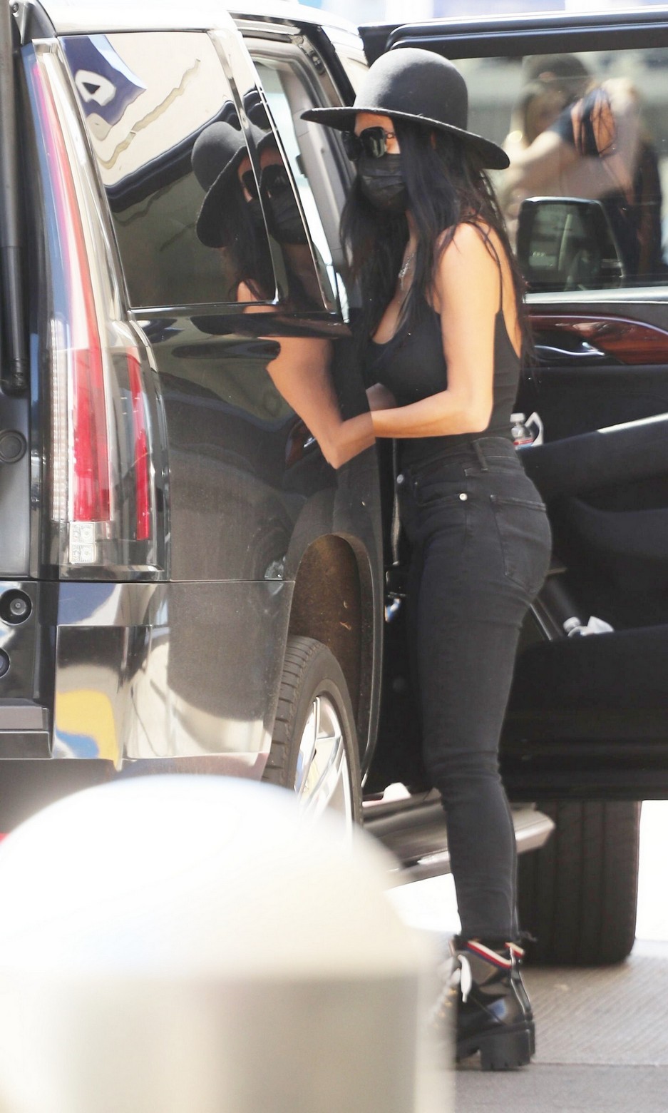 nicole-scherzinger-in-los-angeles-wearing-a-filter-mask-thefappening-pro-9 nicole scherzinger in los angeles wearing a filter mask thefappening pro 9