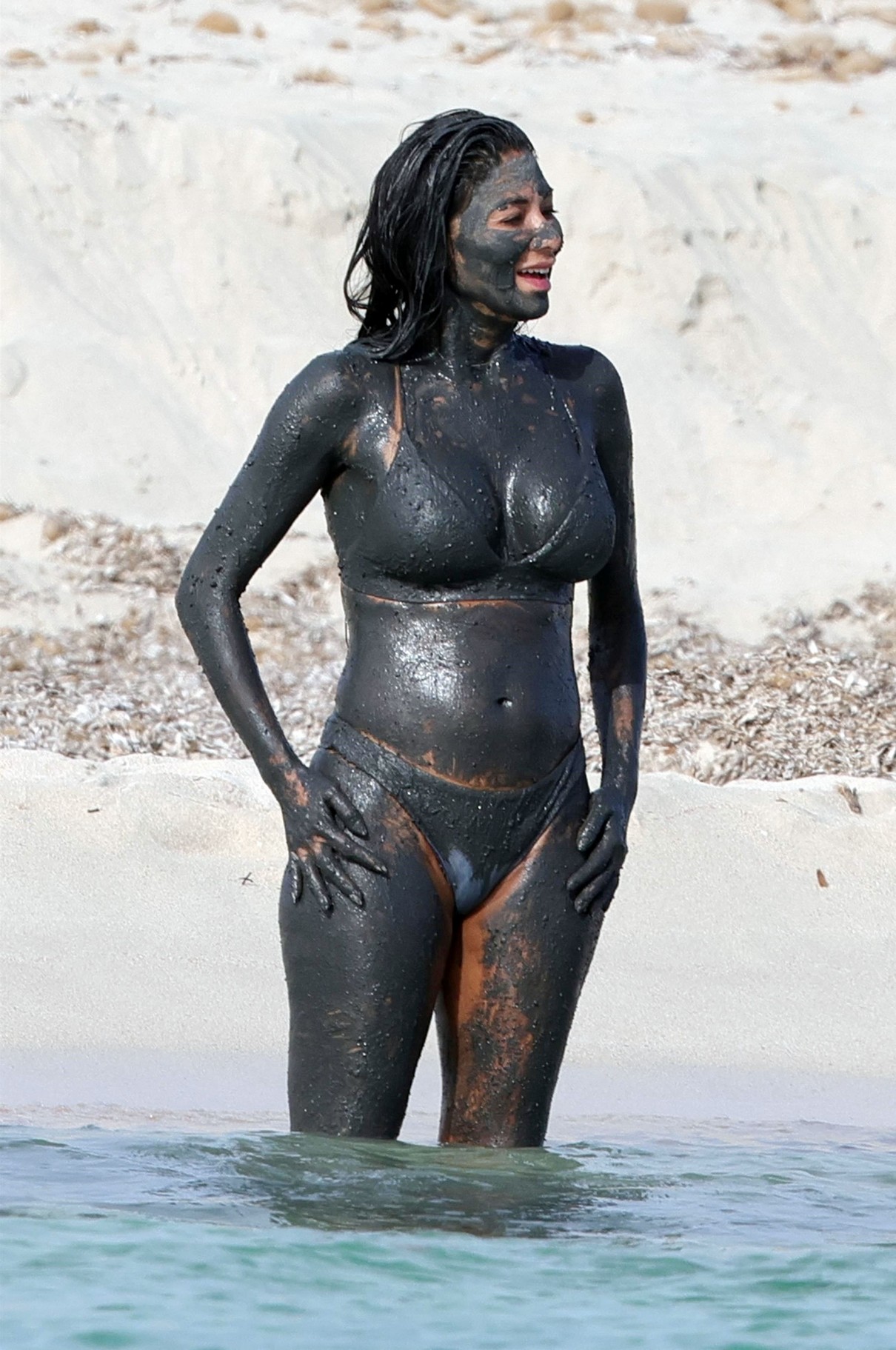 nicole-scherzinger-sexy-in-mud-thefappening-cfd-2 nicole scherzinger sexy in mud thefappening cfd 2