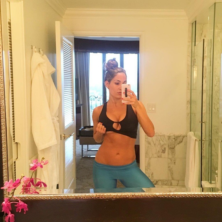 nikki-bella-sexy-thefappening-19 nikki bella sexy thefappening 19