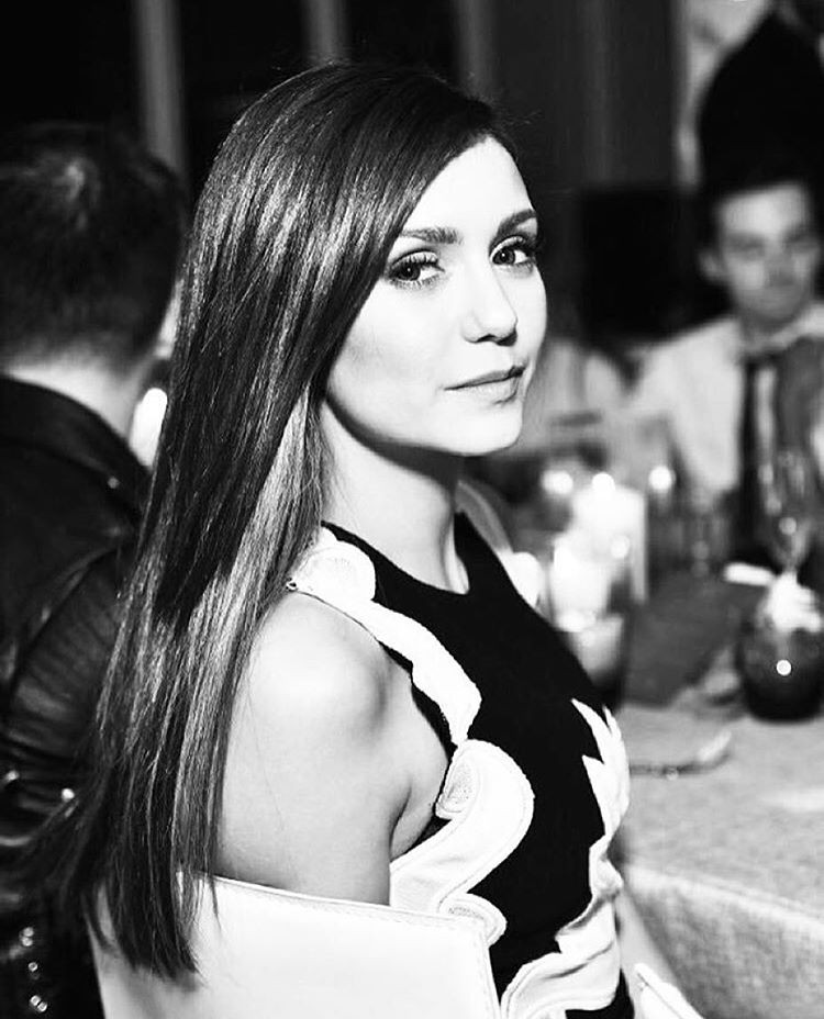 nina-dobrev-nude-sexy-31 nina-dobrev-nude-sexy-31