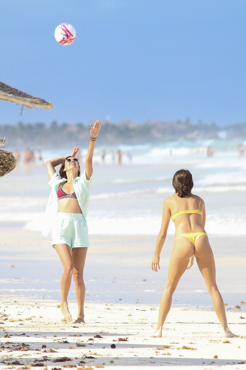 nina dobrev sexy with shaun white thefappening cfd 39