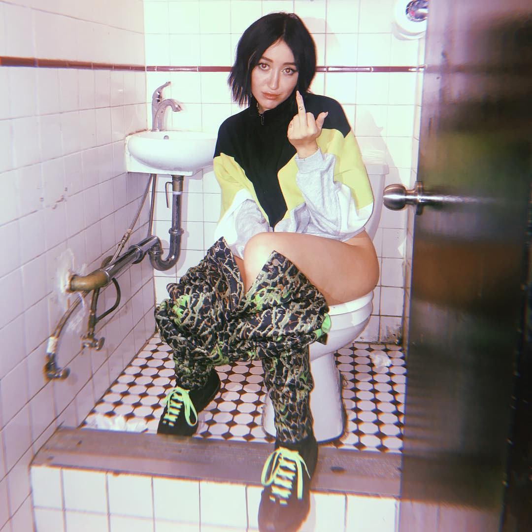 noah-cyrus-explicit-hot-thefappening-cfd-15 noah cyrus explicit hot thefappening cfd 15