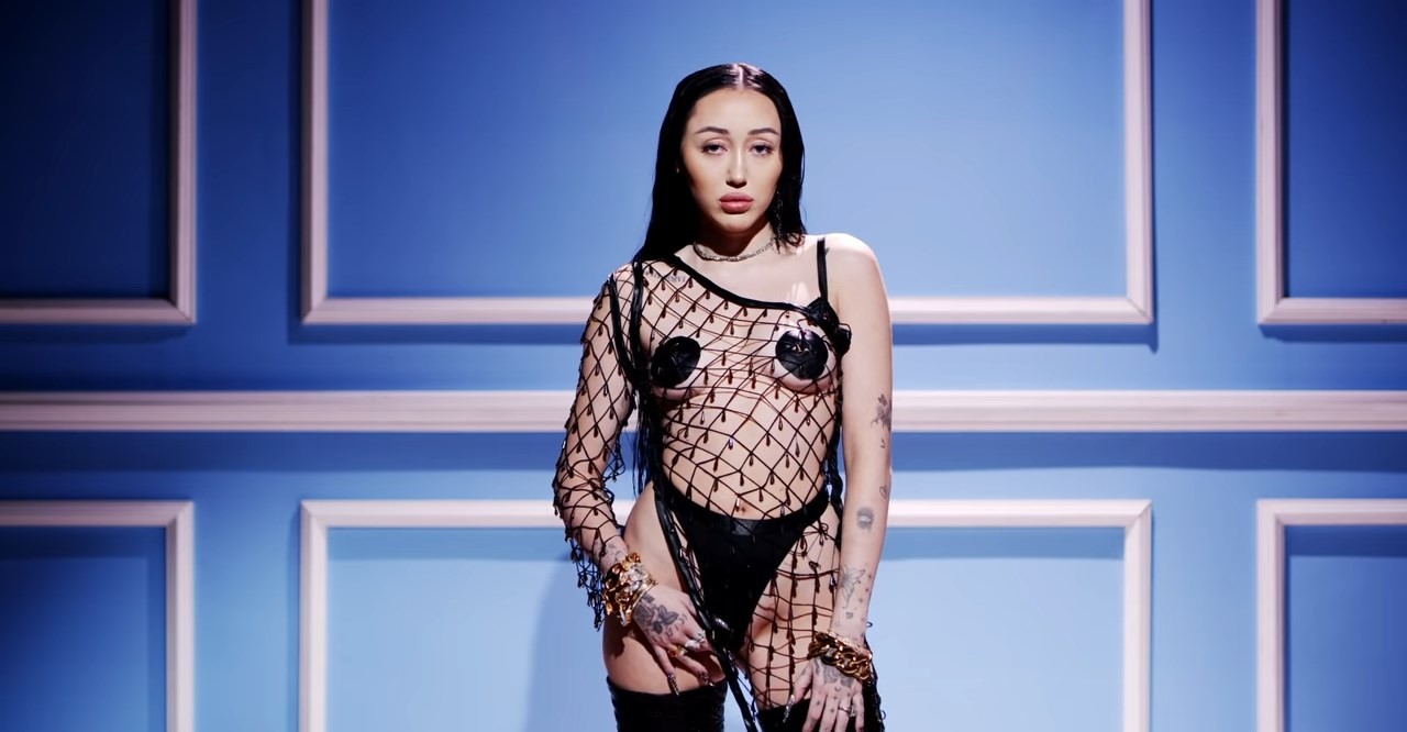 noah-cyrus-nude-all-three-thefappening-cfd-2 noah cyrus nude all three thefappening cfd 2