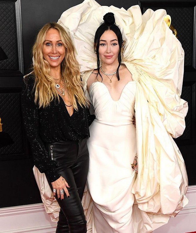 noah-cyrus-sexy-at-grammy-awards-2021-thefappening-cfd-7 noah cyrus sexy at grammy awards 2021 thefappening cfd 7