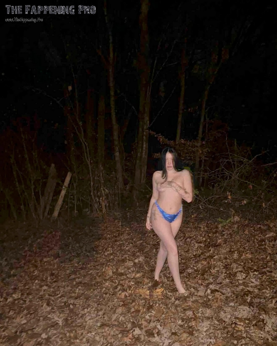 noah-cyrus-topless-thefappening-cfd-2 Noah Cyrus Naked