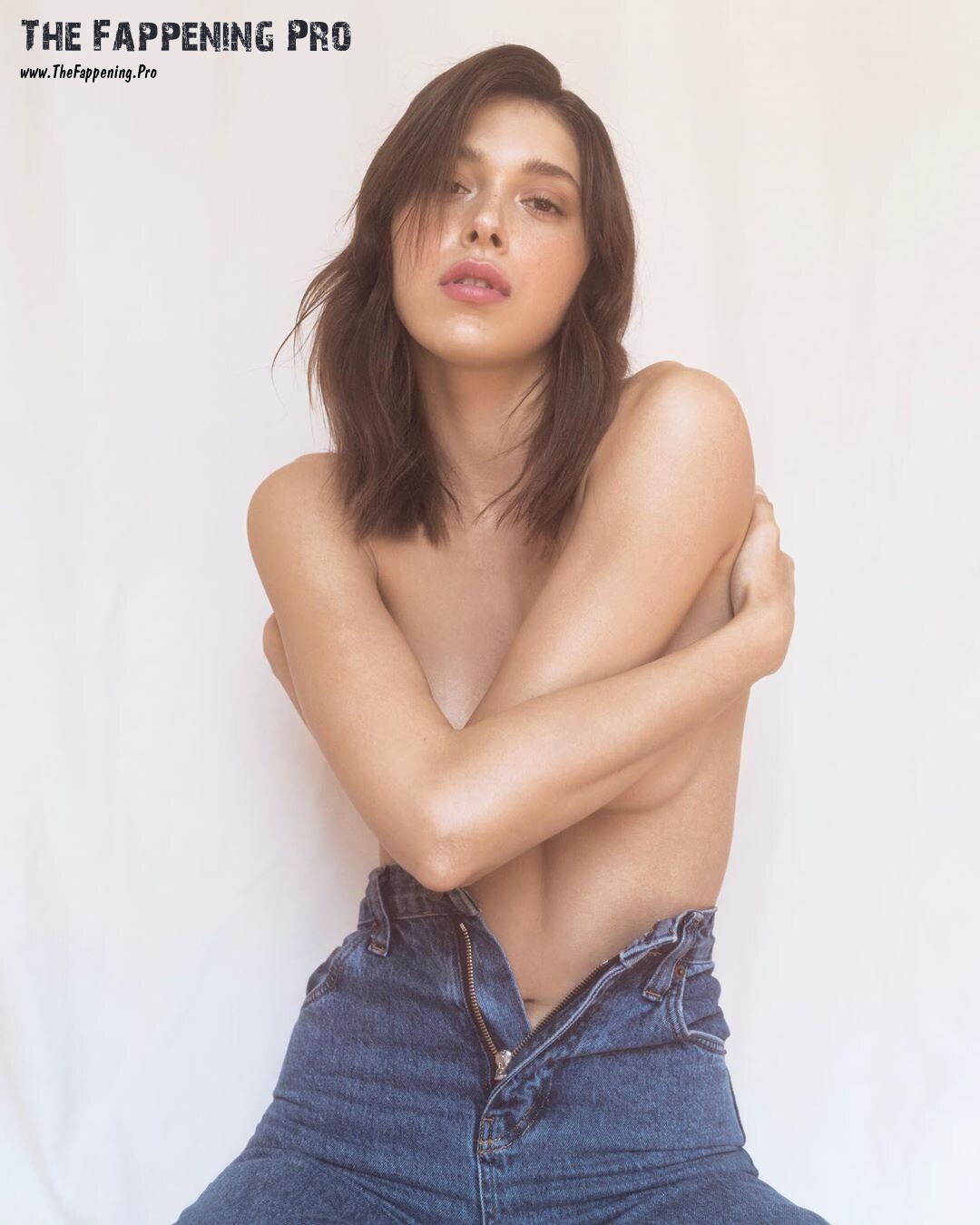 nuria-oliu-nude-sexy-thefappening-cfd-17 nuria oliu nude sexy thefappening cfd 17