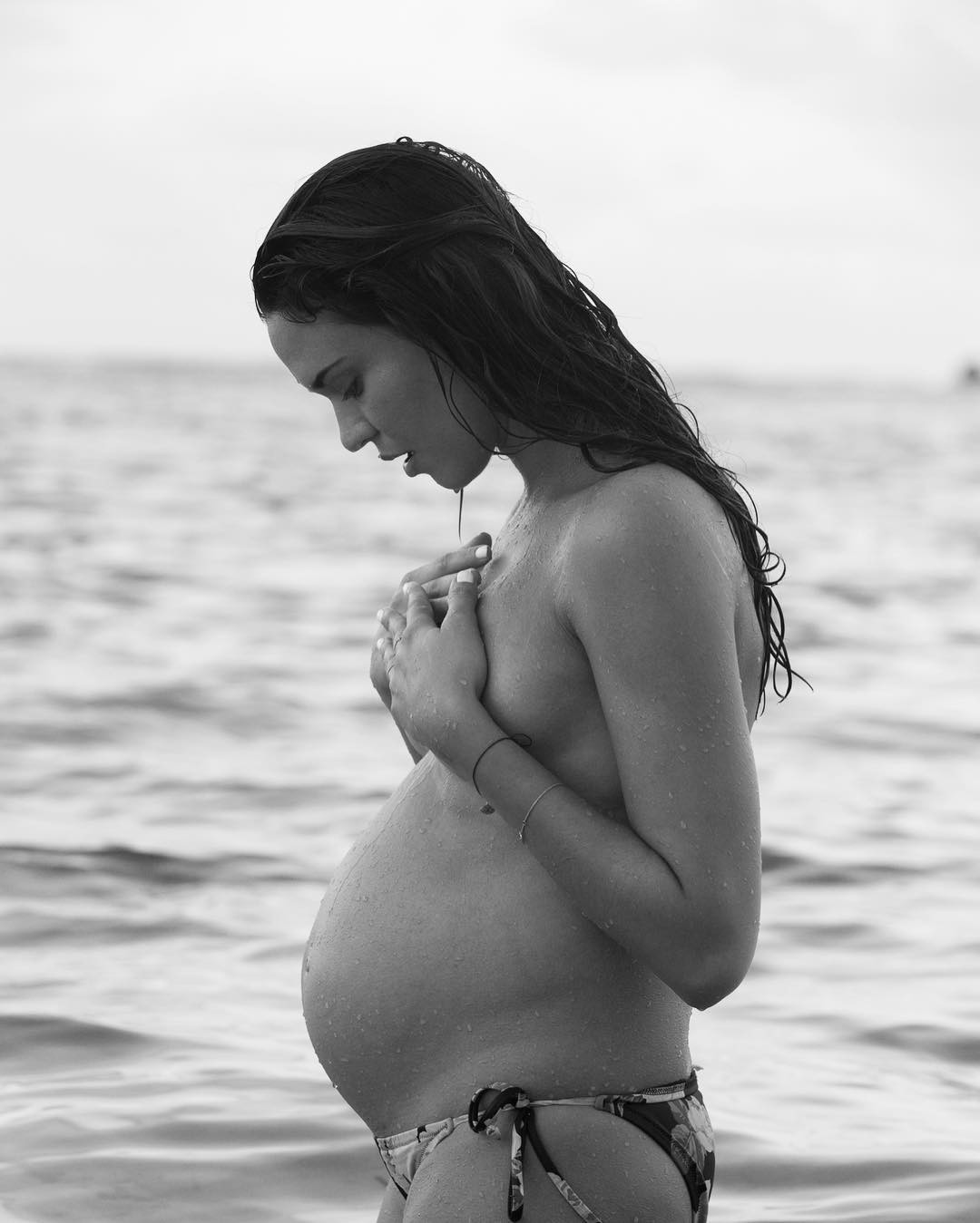 odette-annable-yustman-nude-preggo-thefappening-cfd-2 Odette Annable Yustman Naked