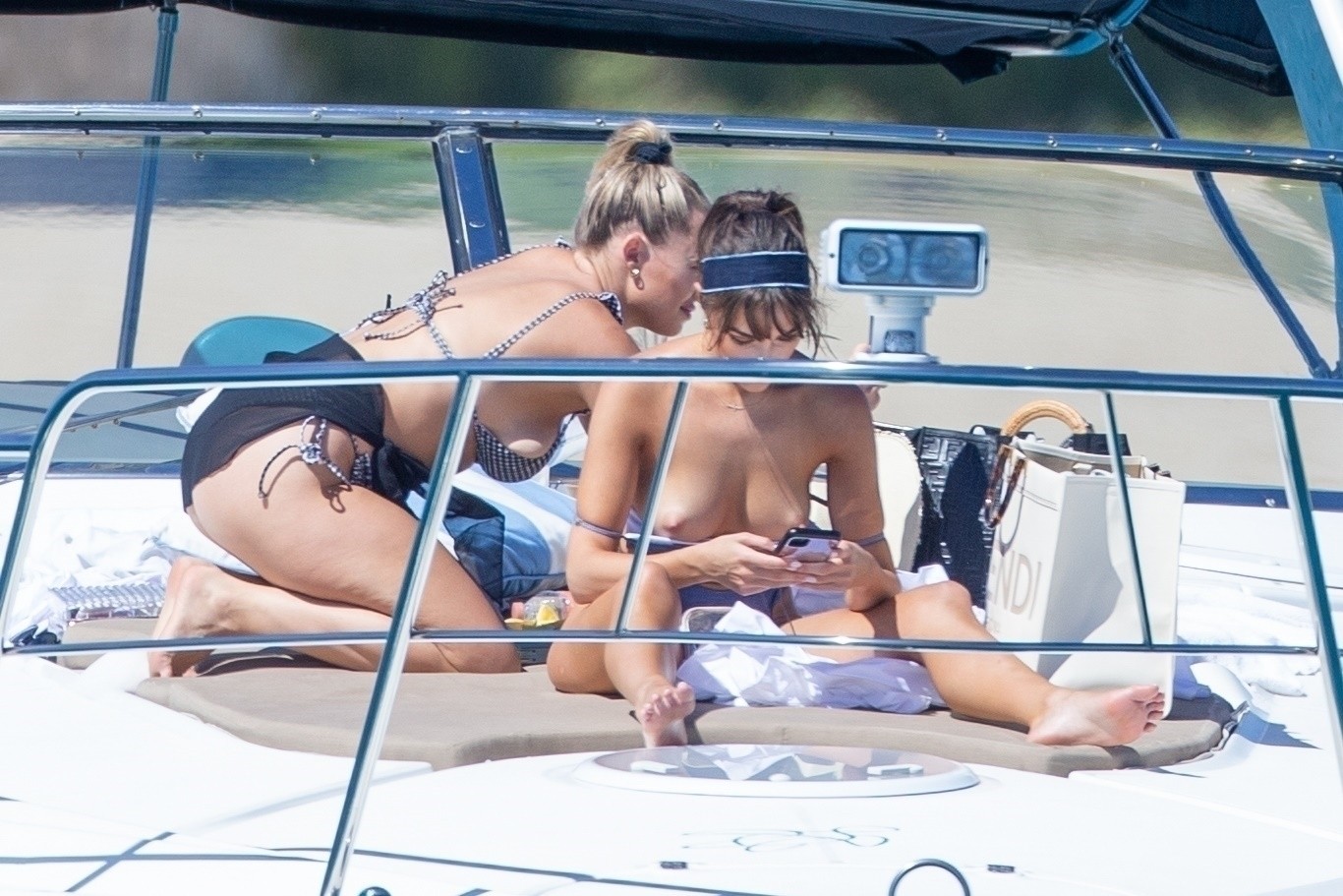 olivia-culpo-nude-on-board-thefappeningpro-16 Olivia Culpo Nude