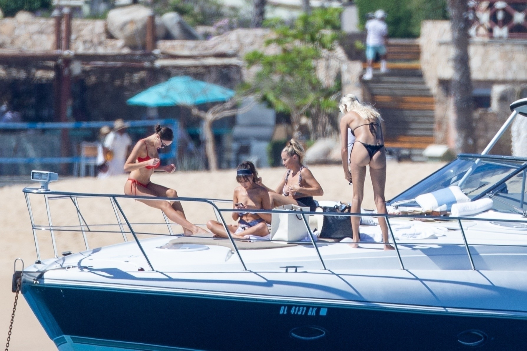 olivia-culpo-nude-on-board-thefappeningpro-3 olivia culpo nude on board thefappeningpro 3