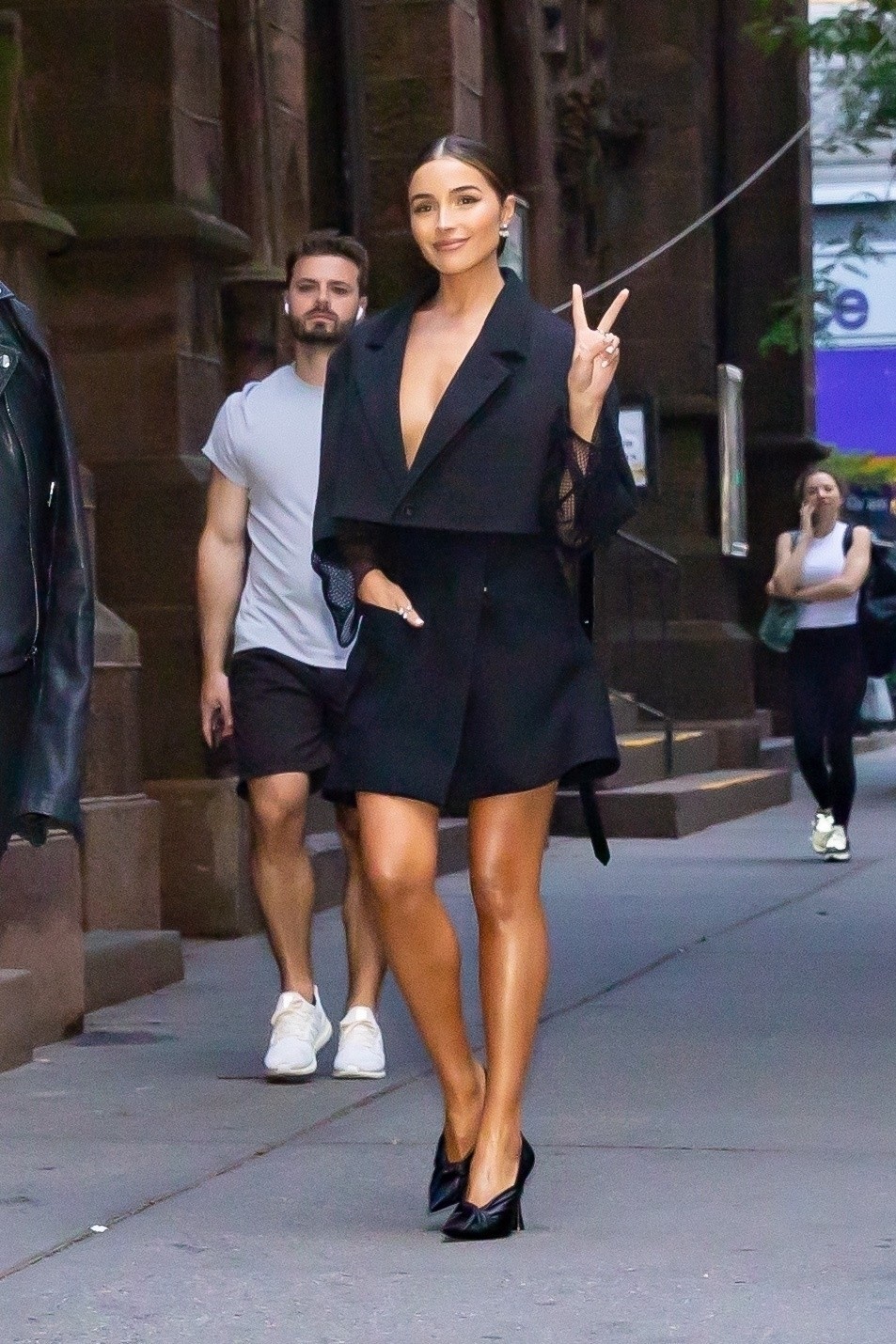 olivia culpo sexy in ny thefappening cfd 9