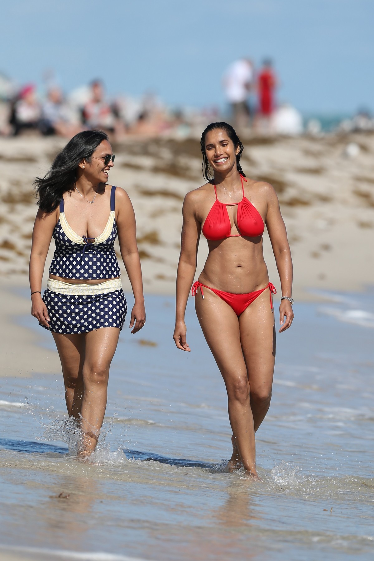 padma-lakshmi-red-bikini-16 padma lakshmi red bikini 16