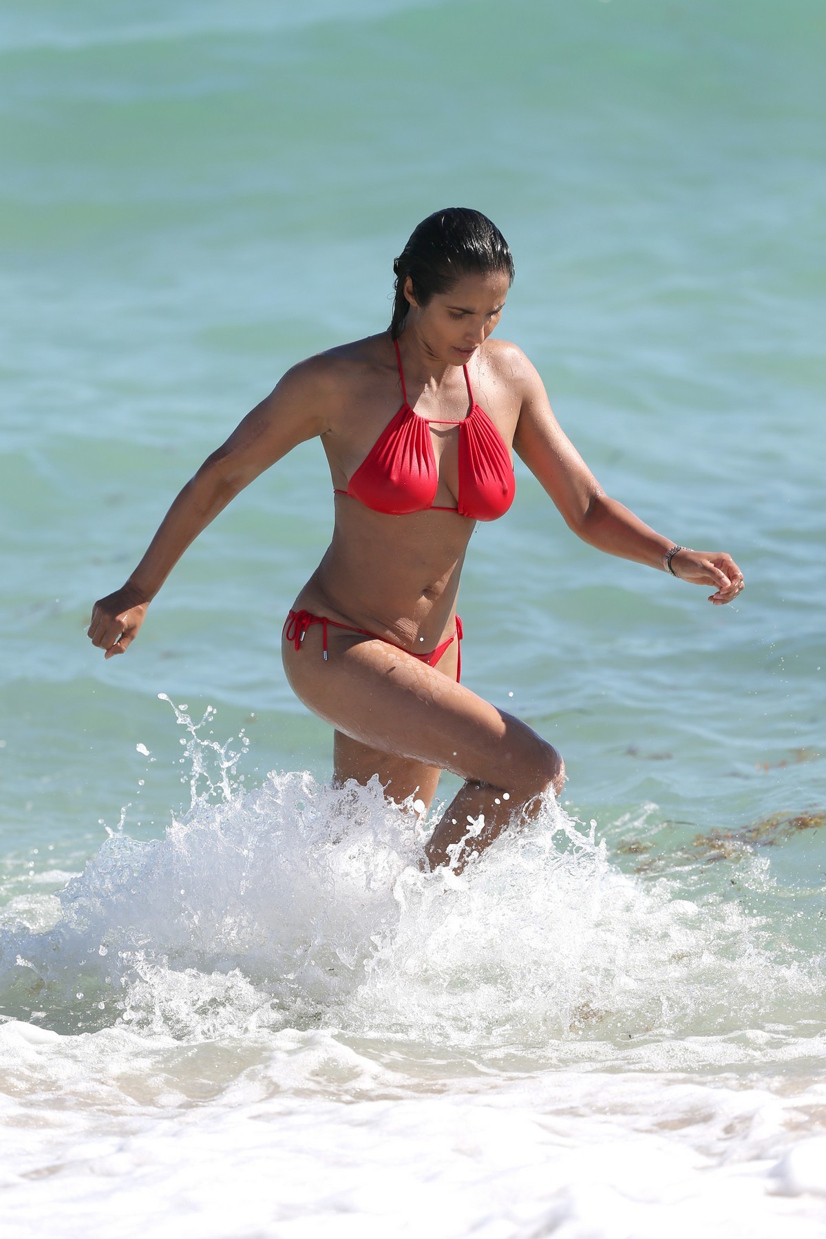 padma-lakshmi-red-bikini-17 padma lakshmi red bikini 17
