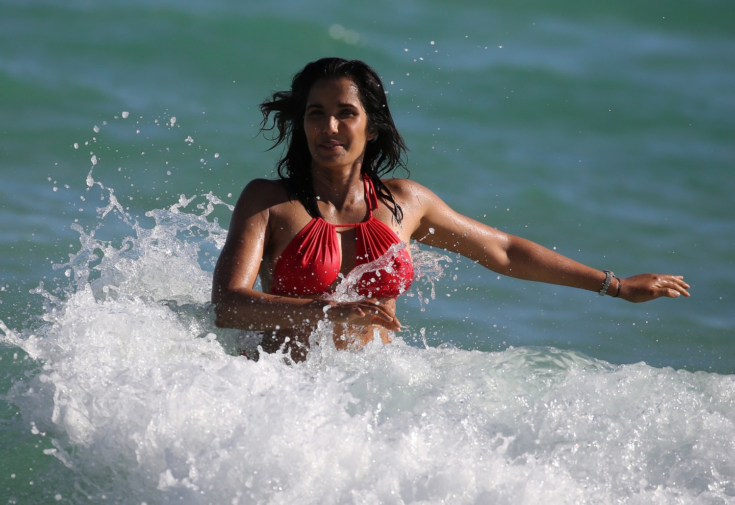 padma-lakshmi-red-bikini-25 padma lakshmi red bikini 25
