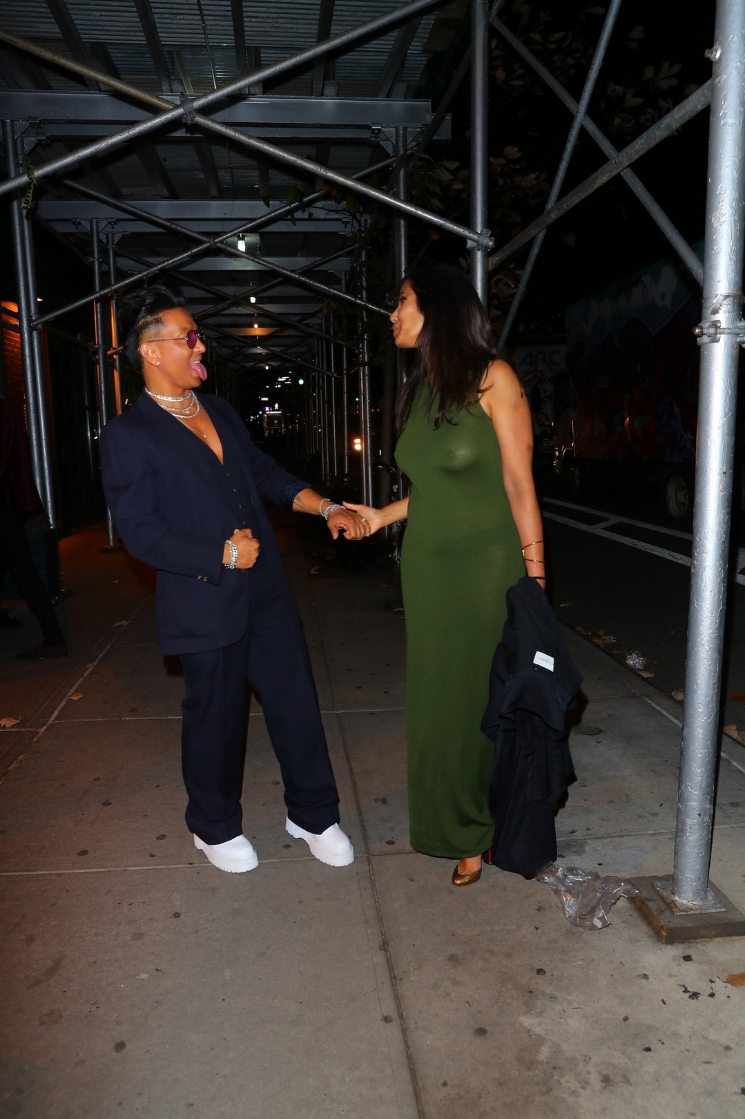 padma-lakshmi-see-through-thefappening-cfd-1 Padma Lakshmi CFDA 2022