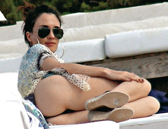 paz-vega-nude-sexy-thefappening-cfd-120 Paz Vega Upskirt Pussy