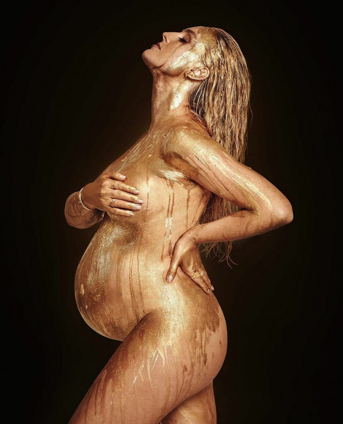 perrie-edwards-nude-preggo-thefappening-cfd-5 Perrie Edwards Pregnant Nudity
