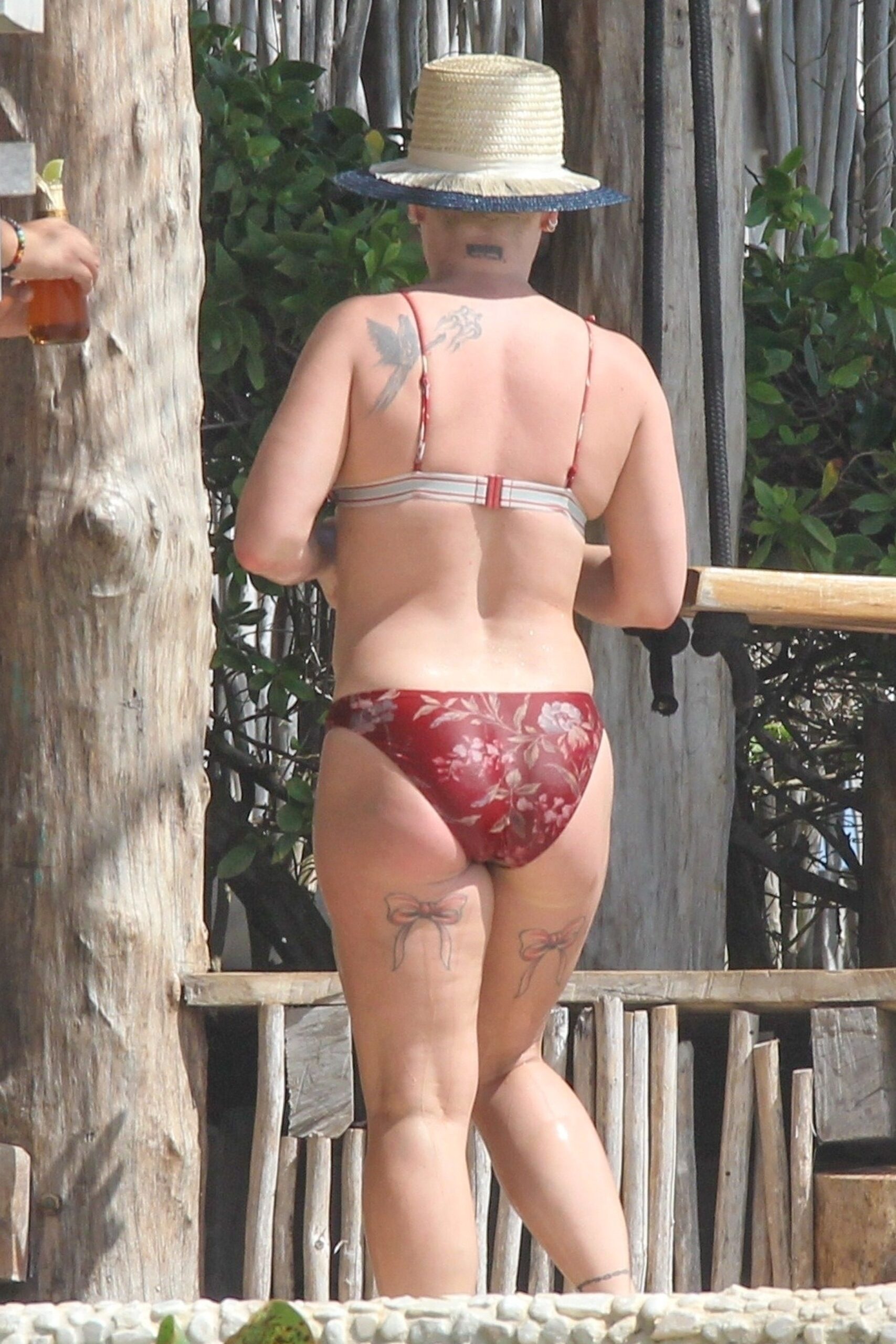 pink-sexy-bikini-14 pink sexy bikini 14 scaled