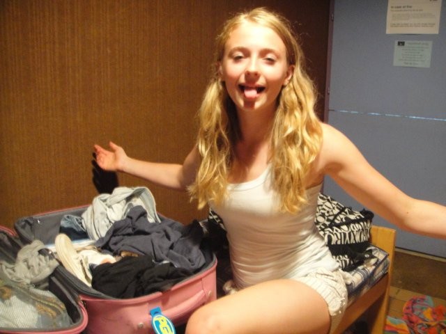 private-revealing-photos-sophie-turner-4 private revealing photos sophie turner 4