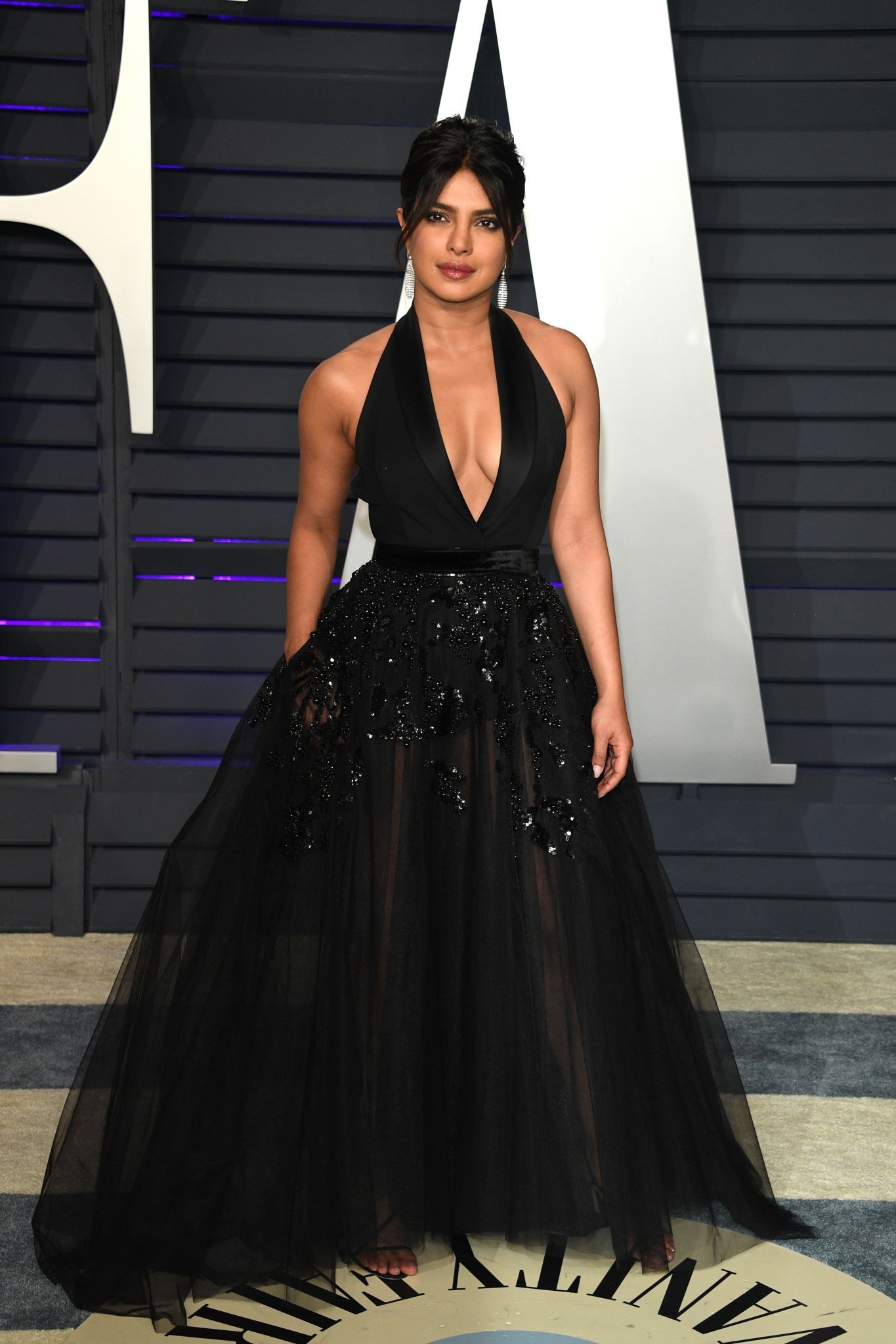 priyanka-chopra-sexy-oscar-party-18 priyanka chopra sexy oscar party 18