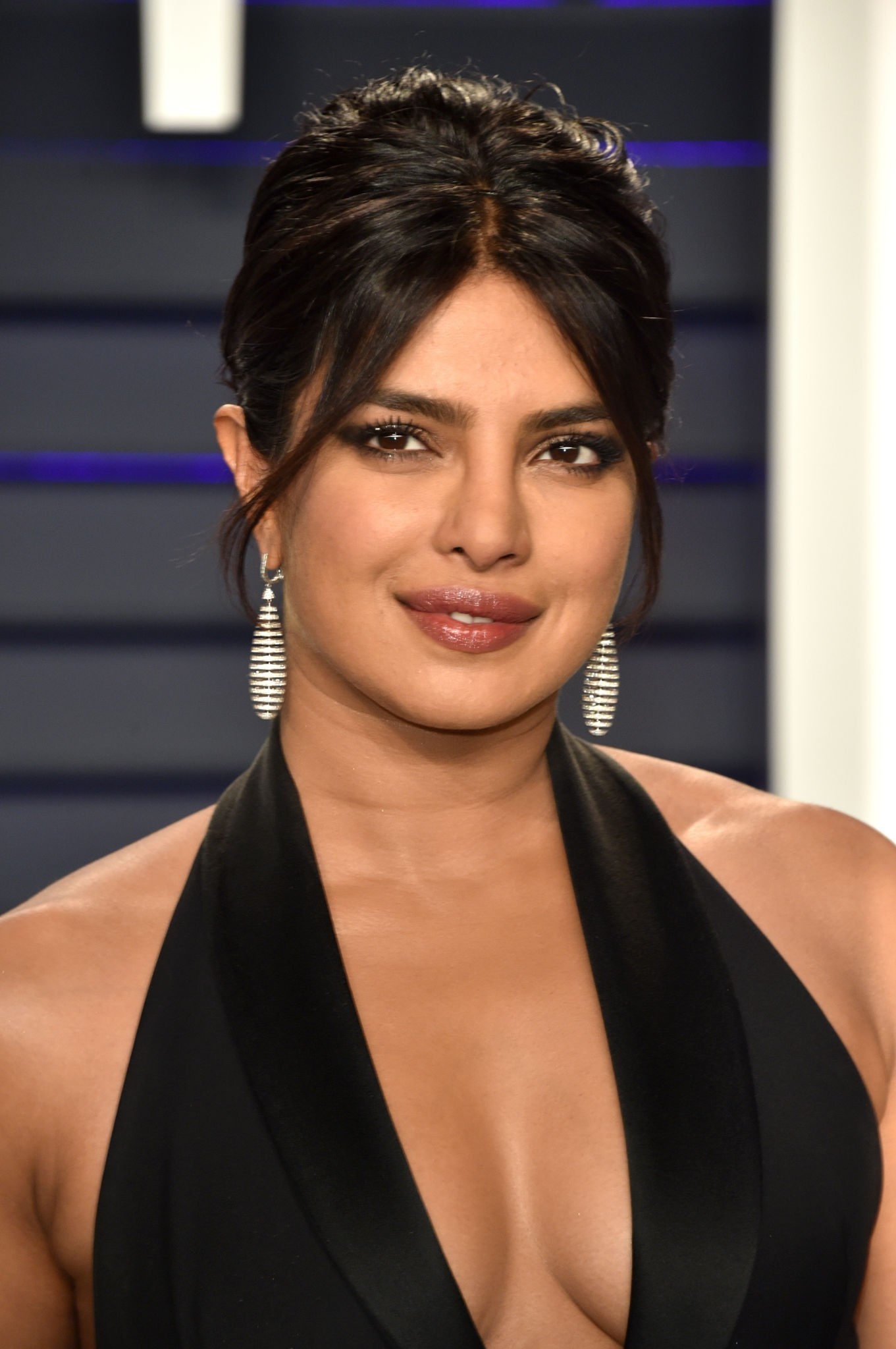 priyanka-chopra-sexy-oscar-party-19 priyanka chopra sexy oscar party 19