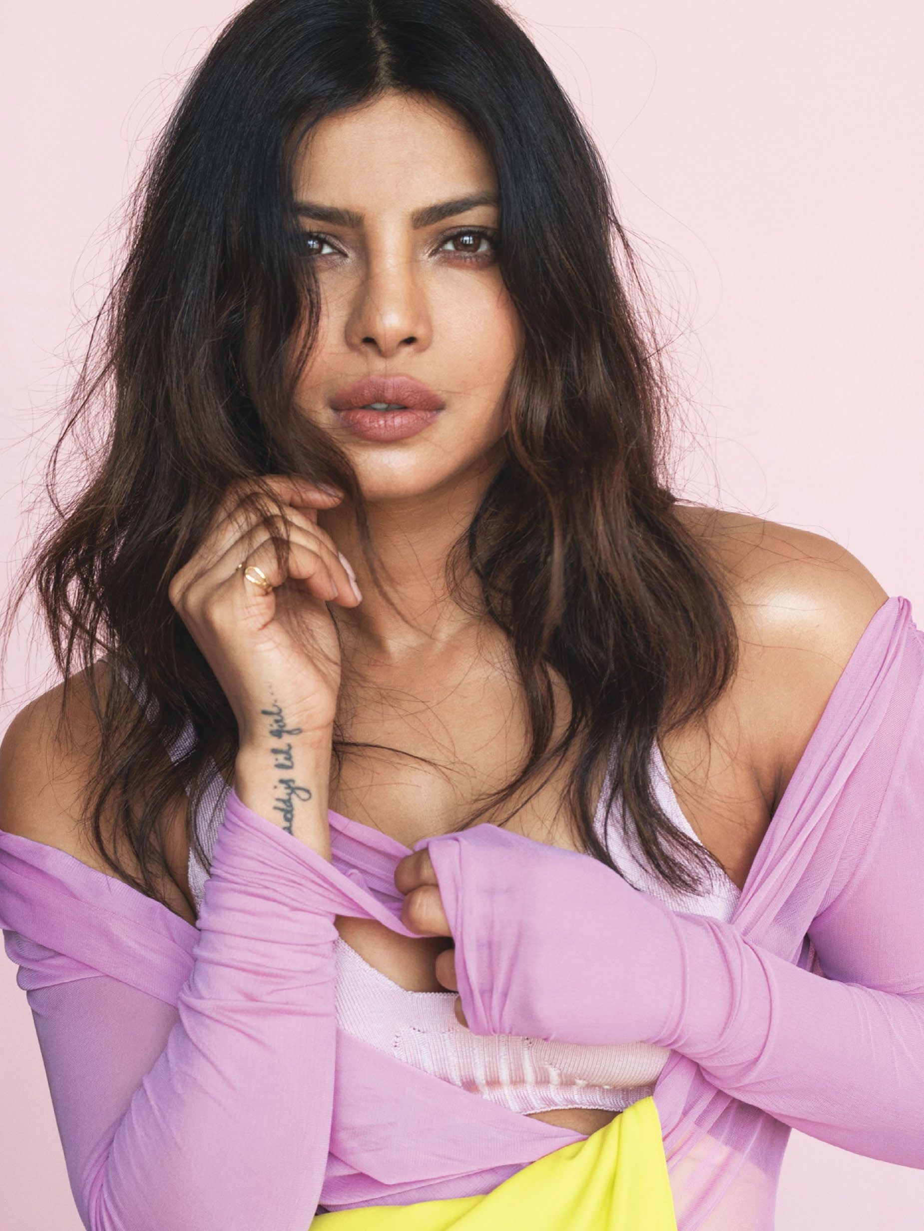 priyanka-chopra-sexy-the-fappening-pro-22 priyanka chopra sexy the fappening pro 22