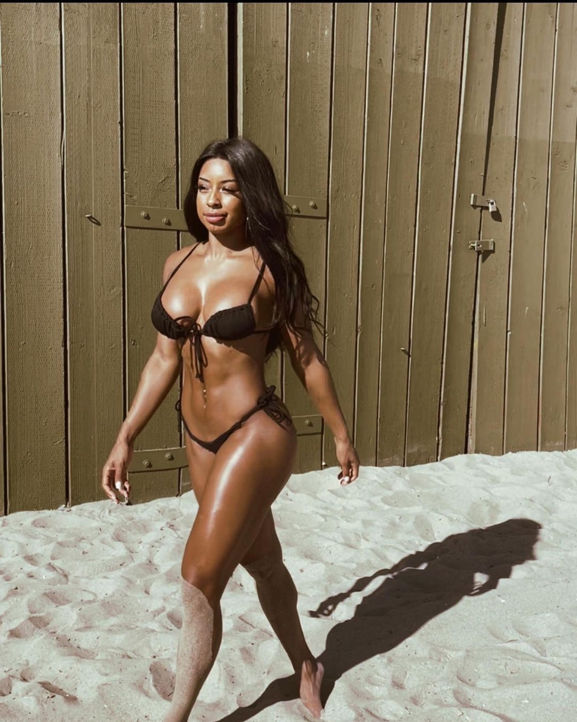 qimmah-russ-bikini-thefappening-cfd-7 Qimmah Russo In Tiny Bikini