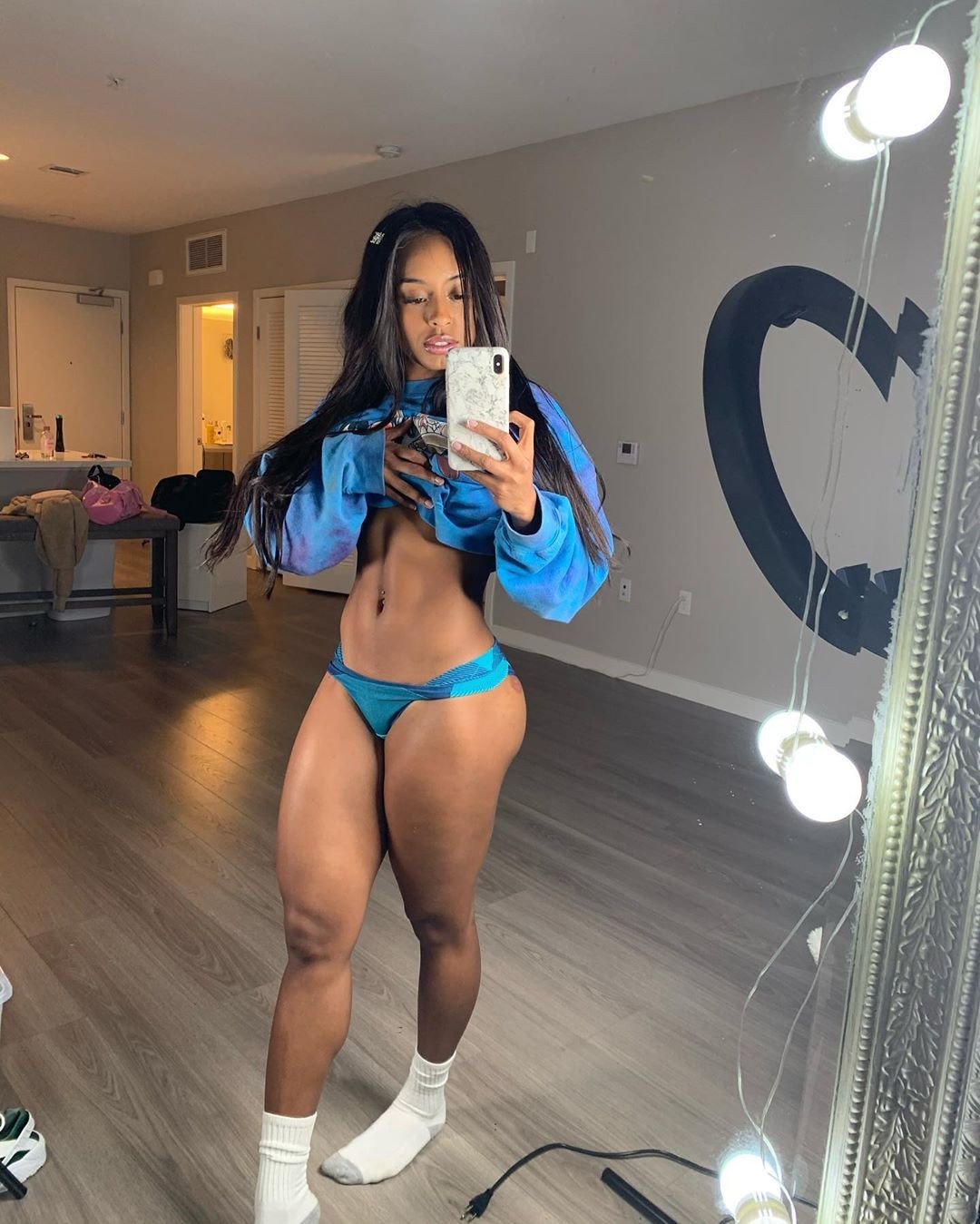 qimmah-russo-sexy-the-fappening-pro-31 Qimmah Russo Selfie