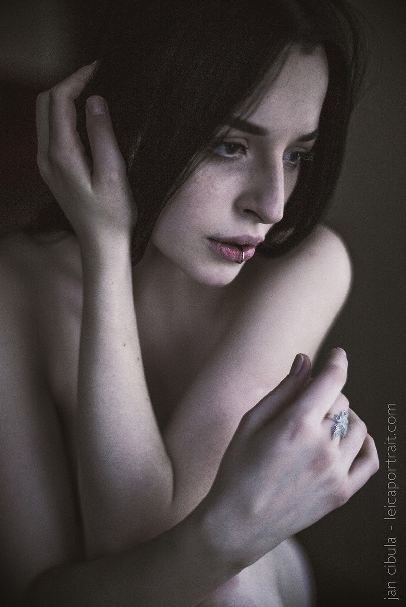 quinn-linden-nude-goth-model-1 quinn linden nude goth model 1